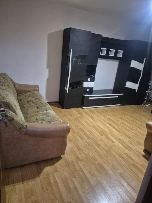 Vând apartament 2 camere