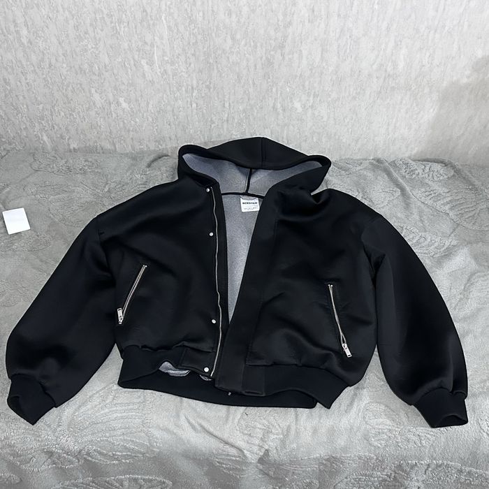 Худи bershka черная