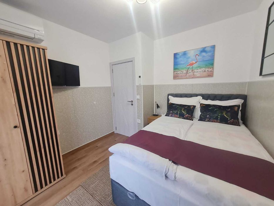 Дава се под наем Тристаен апартамент в Варна, Център - 80 кв.м за 887.4 € - Снимка #5
