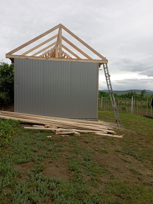 Executăm la comandă casă și cabane pe o structură metalică