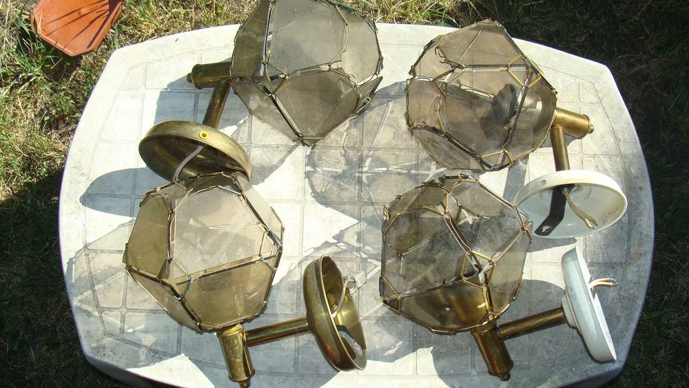 Лампи-разстегателни и настолни