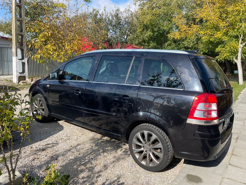 Opel Zafira B 1.7 CDTI EcoGlex 2011