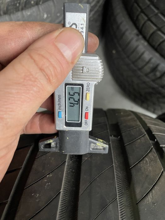 Anv vara 225/55/17 Michelin/Pirelli