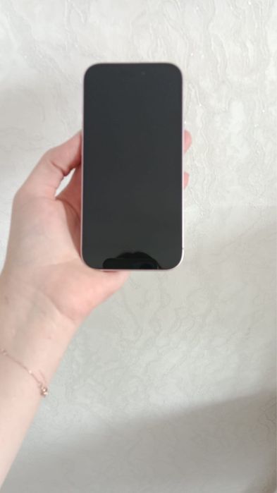 продам айфон 15