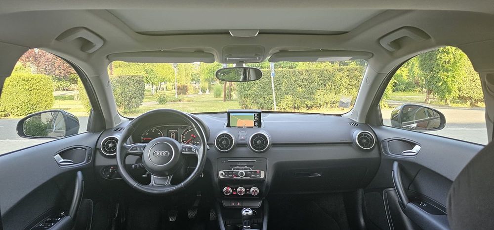 Audi A1 / SLine/ euro 6 / 5 uși/trapă electrică