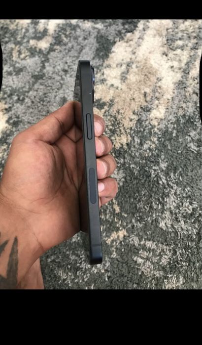 Vand iphone 14 128gb