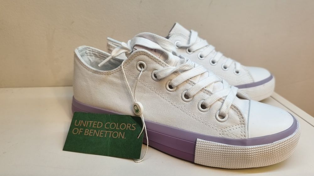 Женски обувки на Benetton