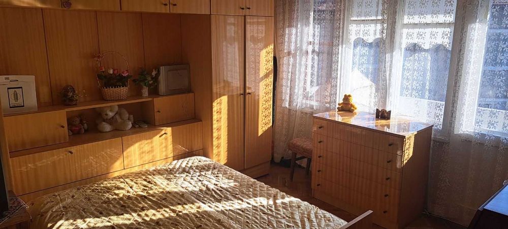 Продава се Многостаен апартамент в Шумен, Военно училище - 150 кв.м за 1200 €/кв.м - Снимка #5