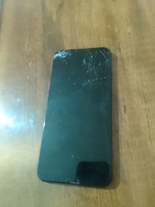 HUAWEI P40  sotiladi