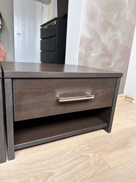 Нощни шкафчета 2бр.