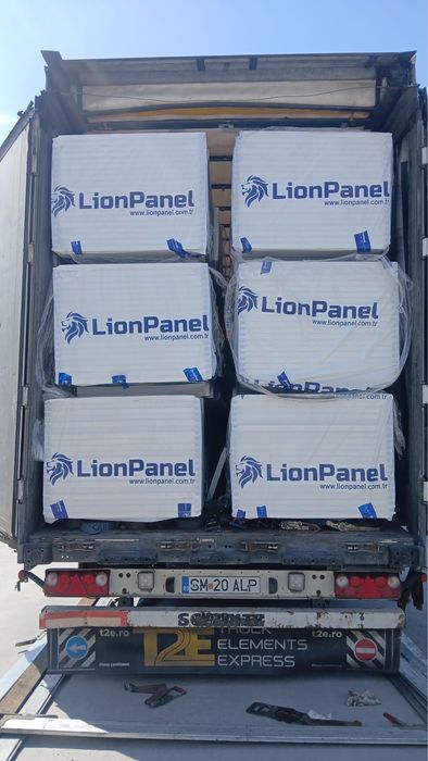 Panouri sandwich calitatea 1 grosimea de 40mm hale metalice containere garaje terase montaj cuzineti