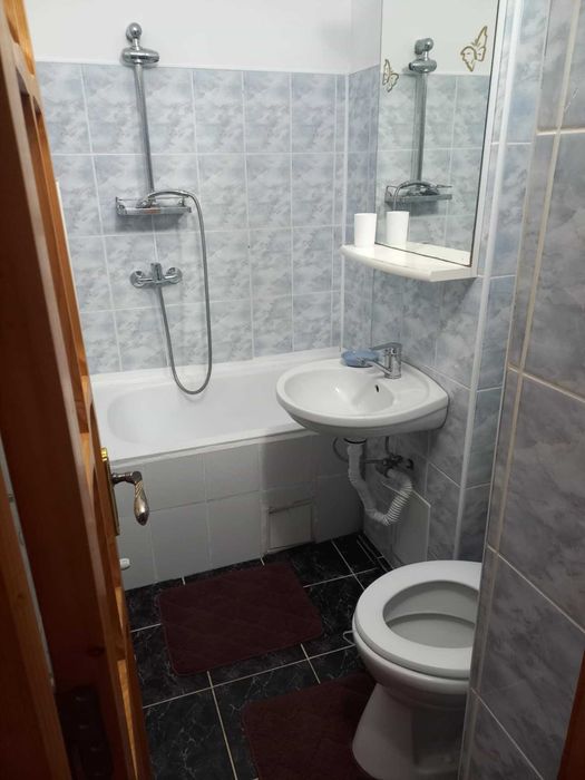 Vând apartament 2 camere, zona Zimbru