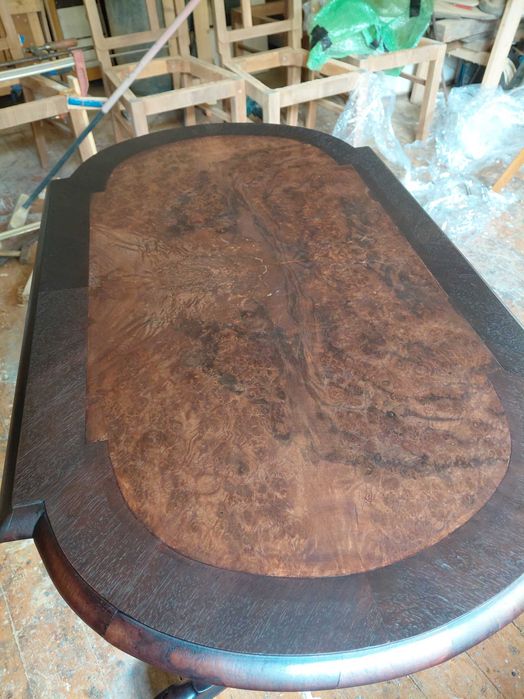 Măsuța bidermeyer restaurată