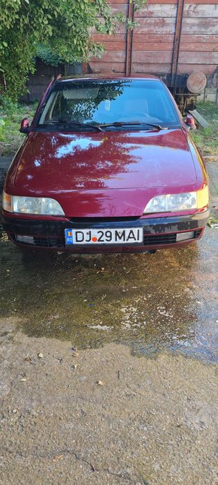 Vand daewoo espero lovit partea dreapta cumparat de nou 98000 km reali 3000 lei
