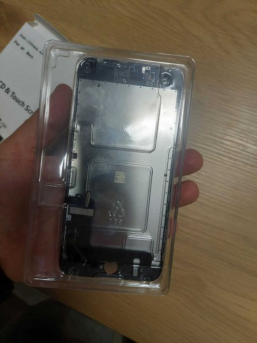 Display iPhone 8 Plus cu touchscreen – Nou
