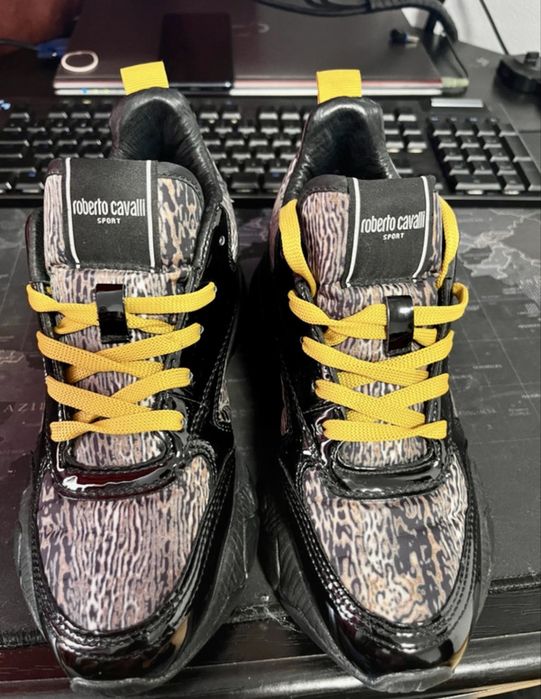Adidasi Roberto Cavalli nr 36