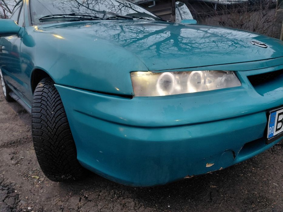 Vand opel calibra sau schimb pe o remorca auto