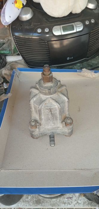 Продам редуктор для газосварки   3000 тенге.