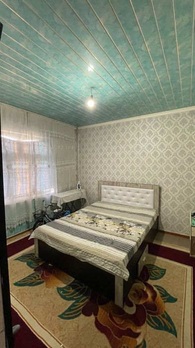 Срочно продаётся своя квартира  8 микрорайоне 79 дом