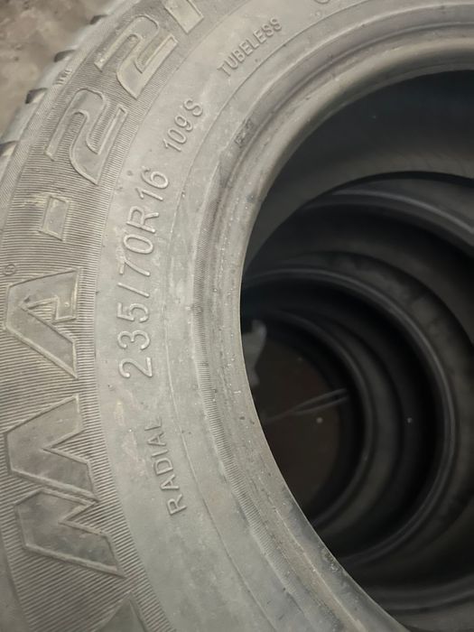 Комплект шин на  r16
