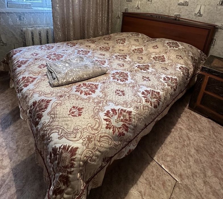 Продам шкаф и кровать