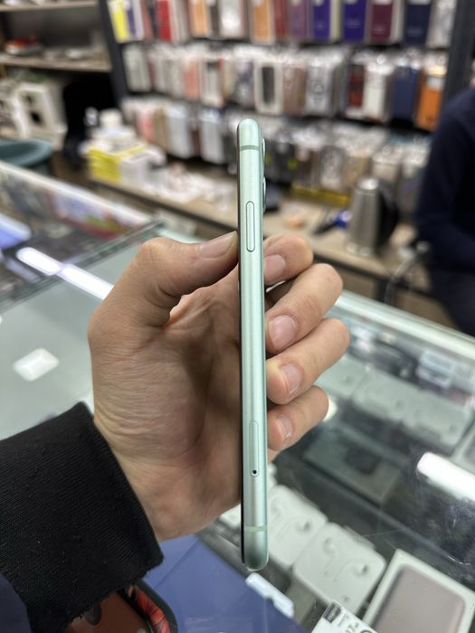 Iphone 11 64 93% radnoy