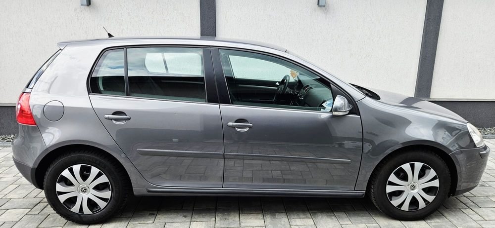 Vw Golf 5   **Benzina**