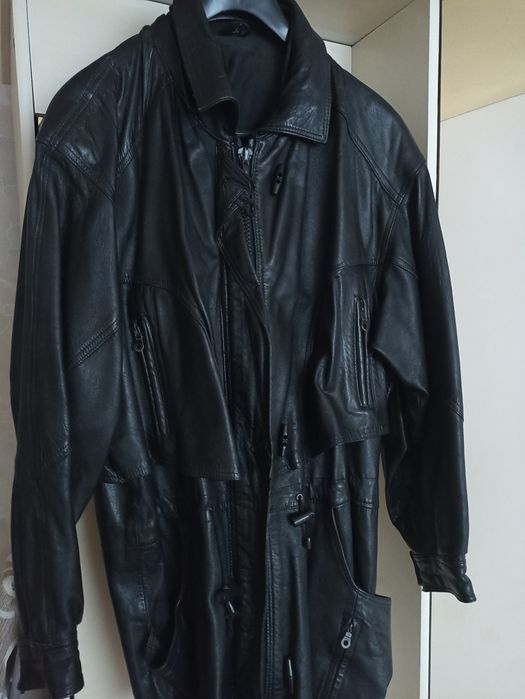 Запазено кожено дамско яке