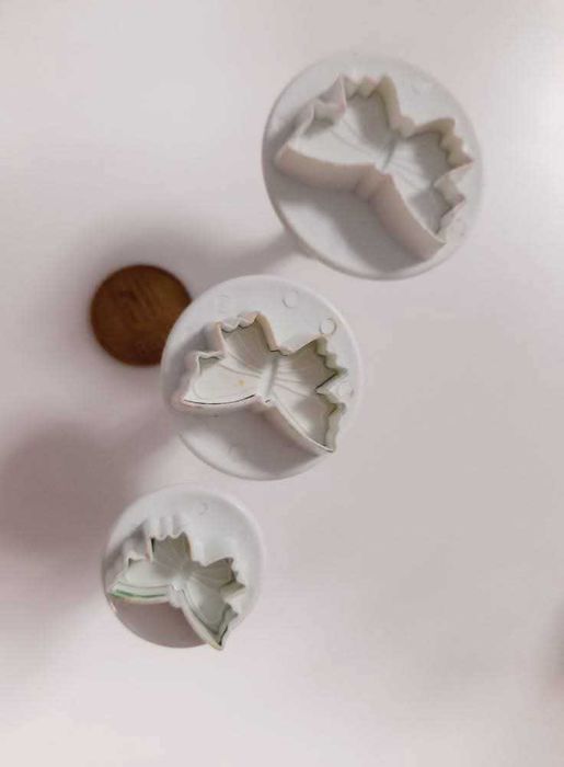 Decupatoare pentru lut polimeric