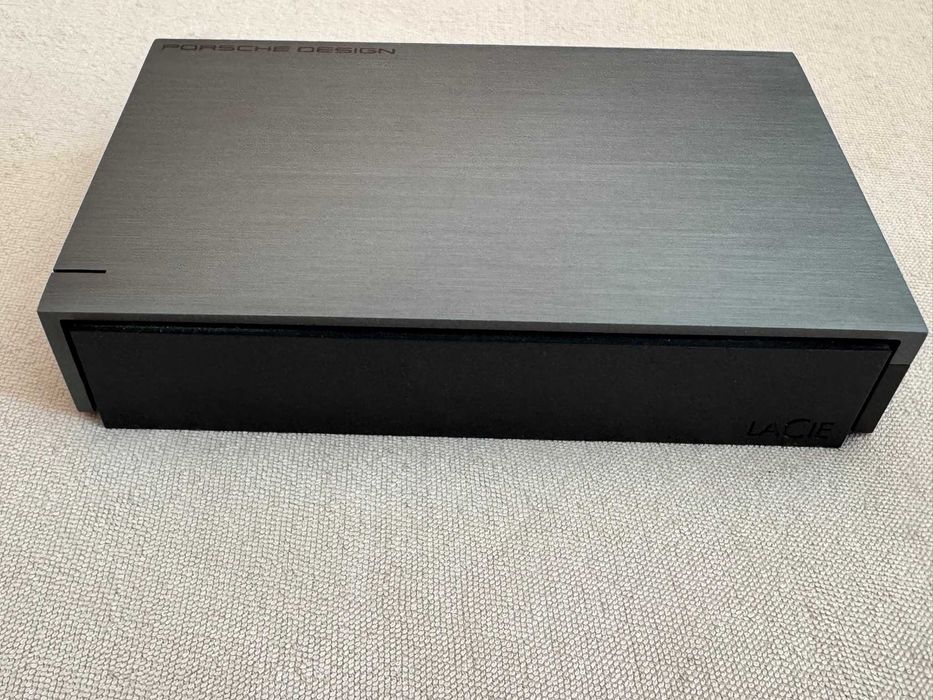 Външен хард диск LaCie Porsche Design P9230 4TB