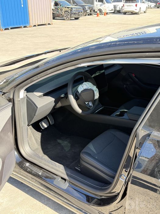 TESLA MODEL 3 2026/27