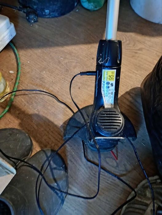 Акумулаторна ръчна градинска косачка за трева Bionic Trimmer TV542 TV542