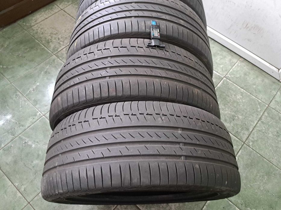 4 anvelope 245/45 R19 Continental