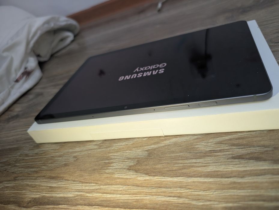 Samsung tab s9 fe планшет