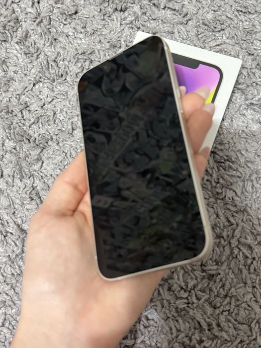 iPhone 14 в идеальном состоянии