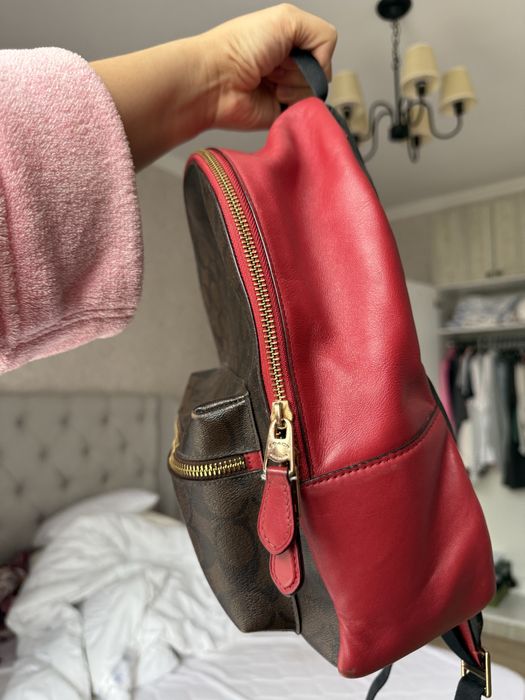 Продам Рюкзак Coach