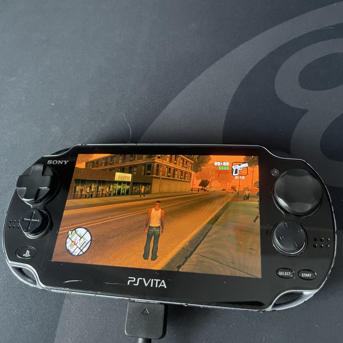 PS Vita Modat PCH-1003 modelOLED