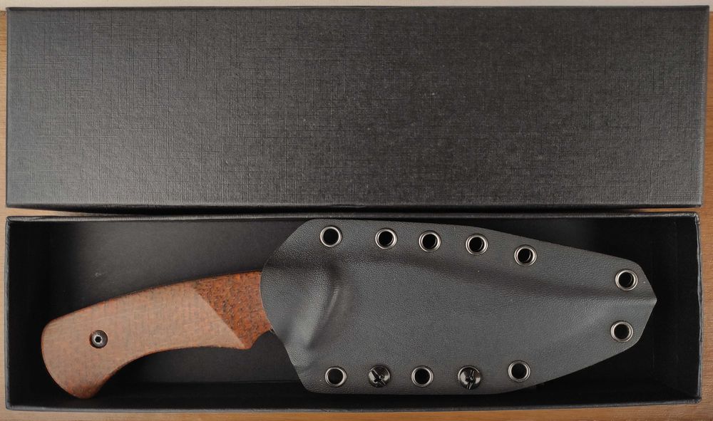 Ловен нож /ръчна изработка , стомана D2/