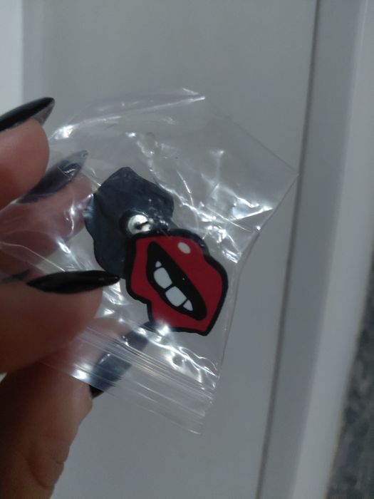 Креативные серьги 250тг