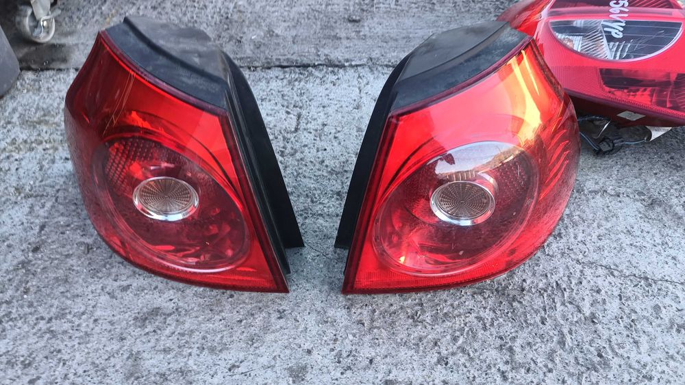 Stop stanga dreapta VW Golf 5