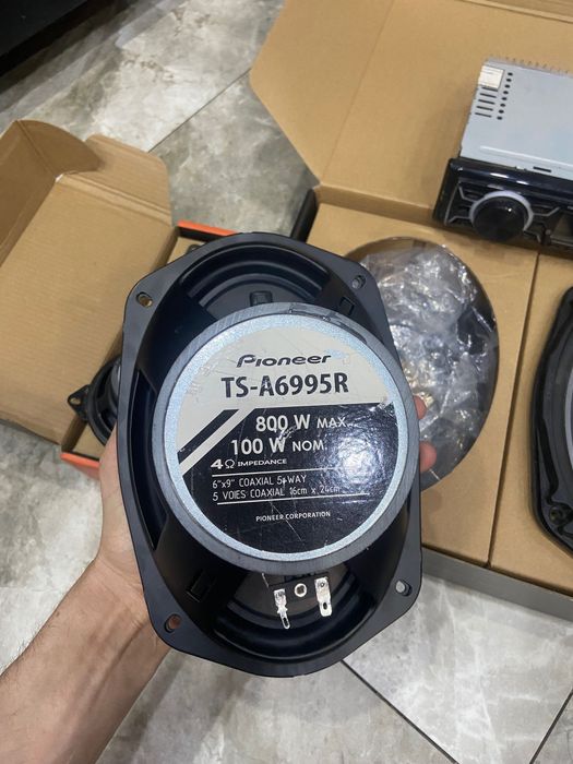 Продам динамики и мафон