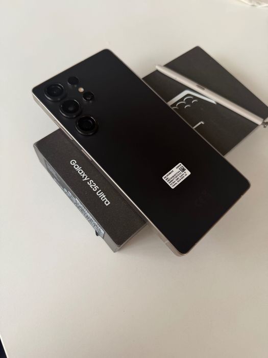 Samsung Galaxy s25 ultra