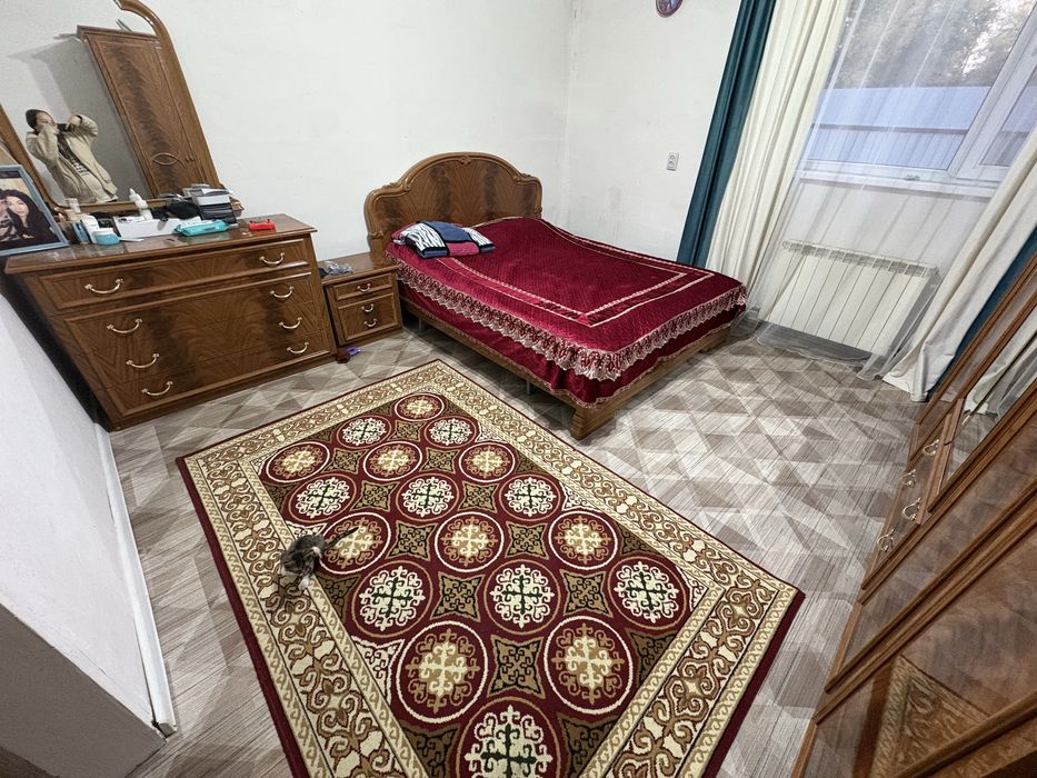 Продам срочно спальный гарнитур