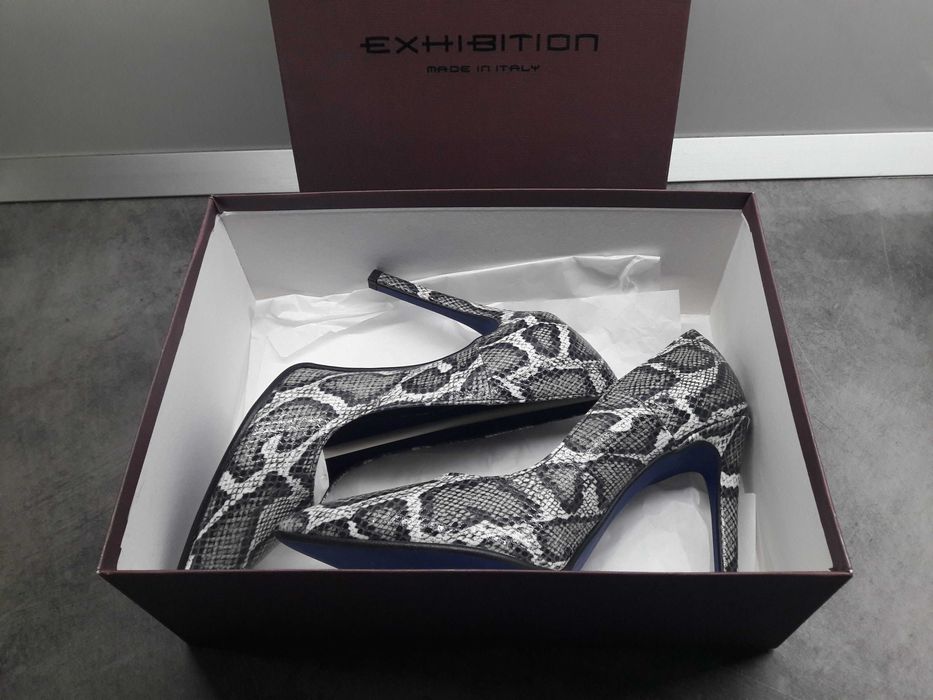 Стилни дамски обувки (чисто нови)