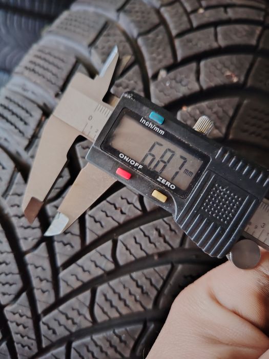 205/60 R16 Semperit Speed-Grip5 DOT 2523 iarnă M+S