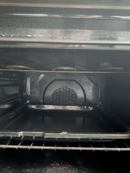 Фурна за вграждане Candy