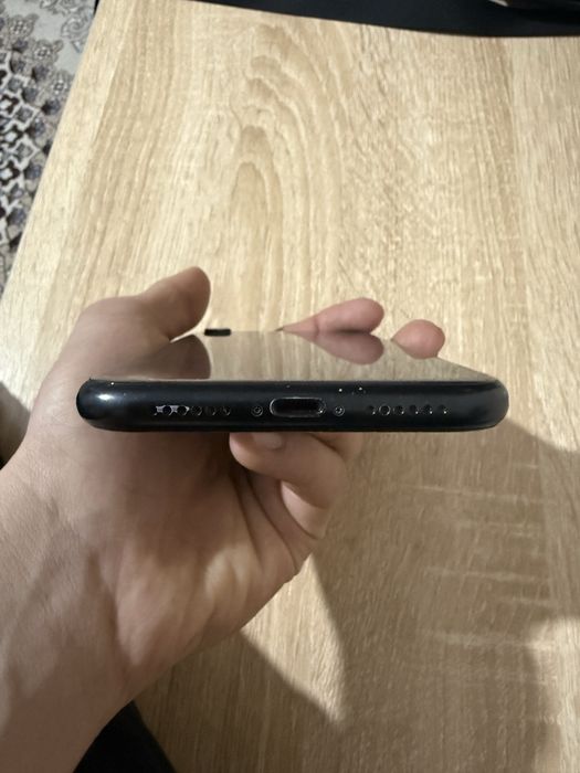 iPhone Xr 64 gb 75 yomkost