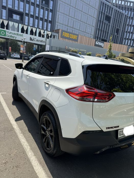 Chevrolet Tracker 2 (2025) RedLine