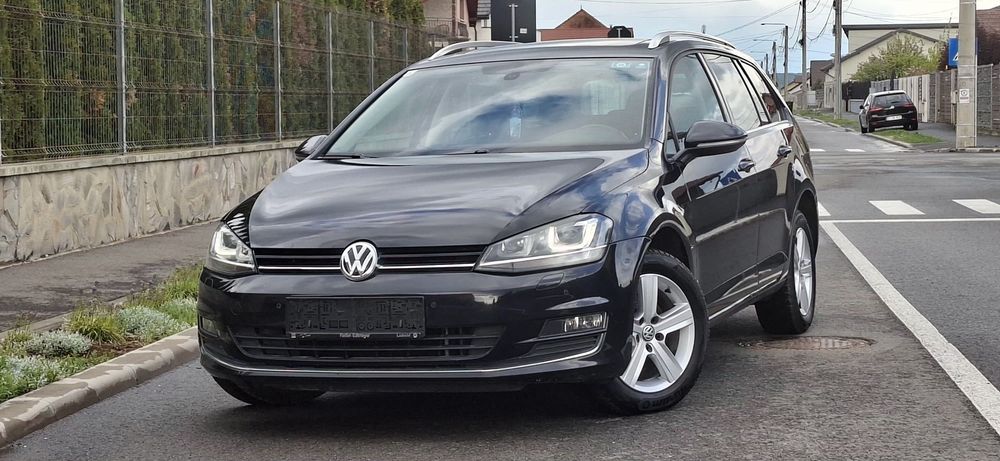 ~Volkswagen Golf VII~4Motion~An 2015~Panoramic~LineAsist~FrontAsist~Navi~Carte service~