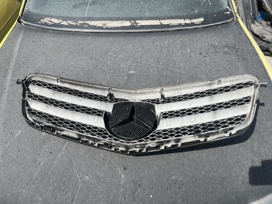 Решетка Mercedes E клас W212